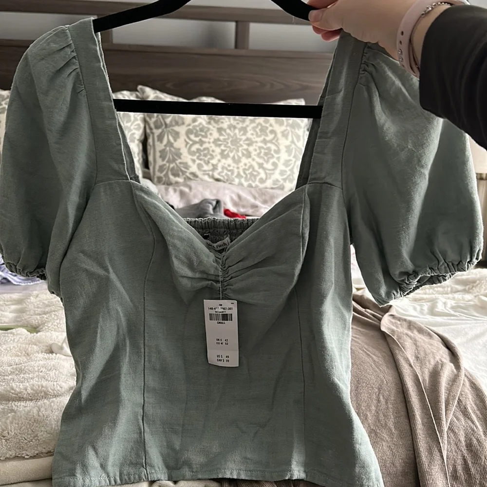 Nwt Short-Sleeve Cinched Linen-Blend Top - Picture 3 of 7